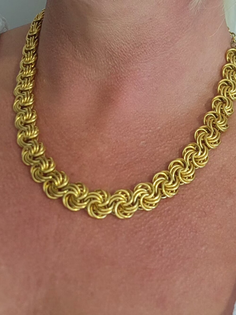 Gold-Colored Women's Chain Necklace - Classic Rope Link